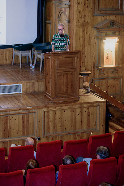 Andy Clark Receives First-Ever Dennett Prize
